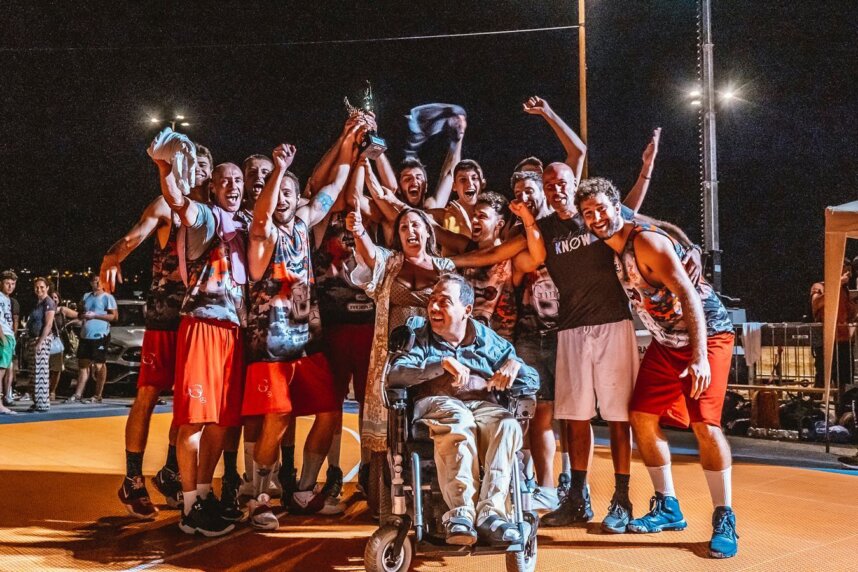 Un canestro per il sociale: il nostro sostegno al Palio del Basket e Mis Match